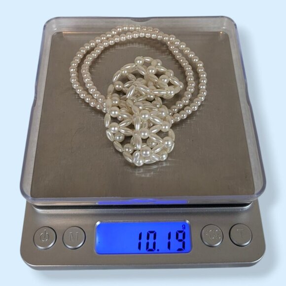 Set of 3 Faux Pearl Stretch Bracelets - Picture 4 of 4